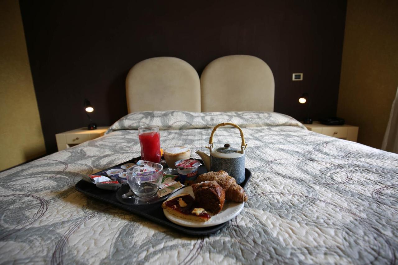 Hotel Benedetti Campello sul Clitunno Eksteriør billede