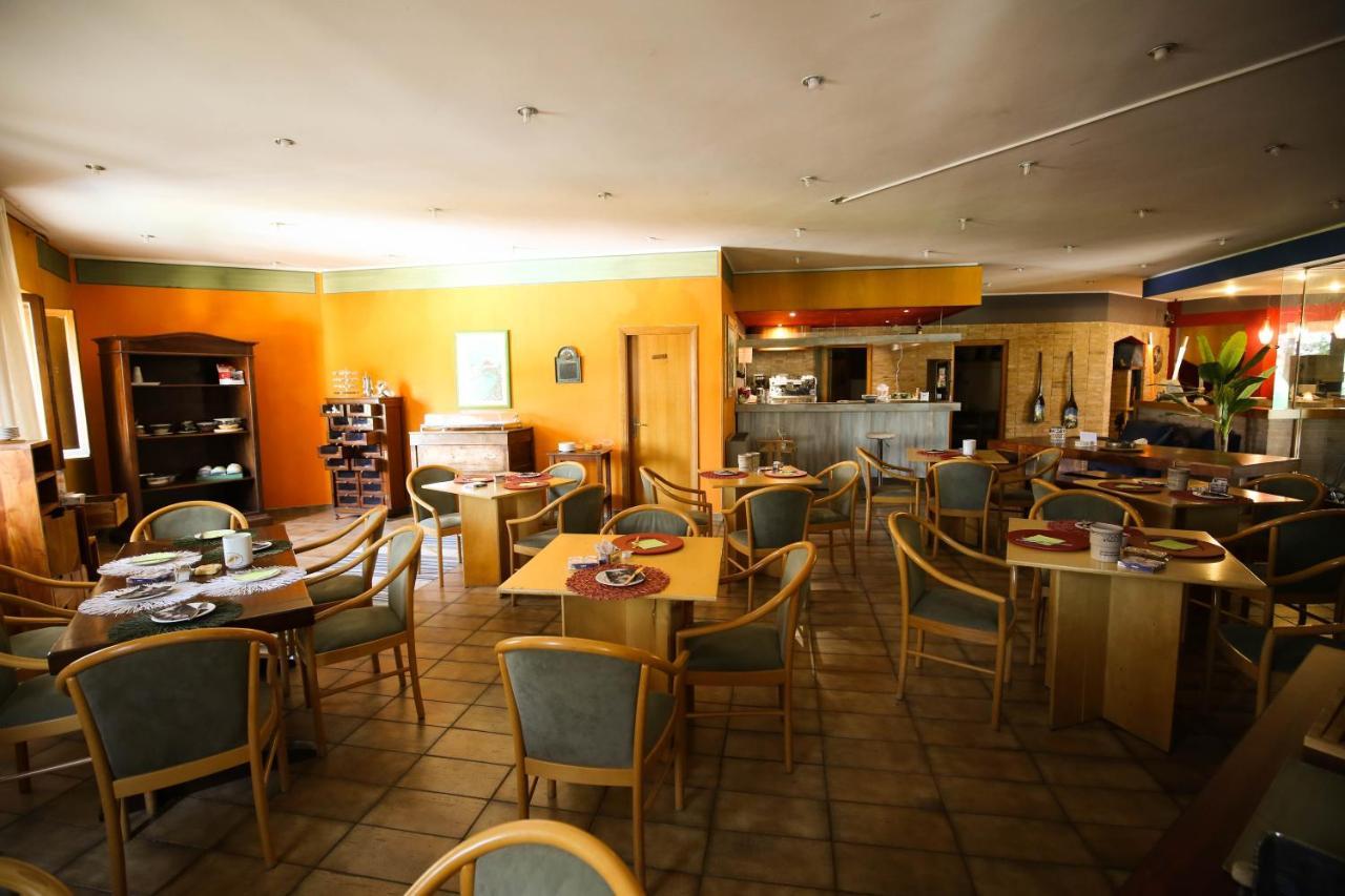 Hotel Benedetti Campello sul Clitunno Eksteriør billede
